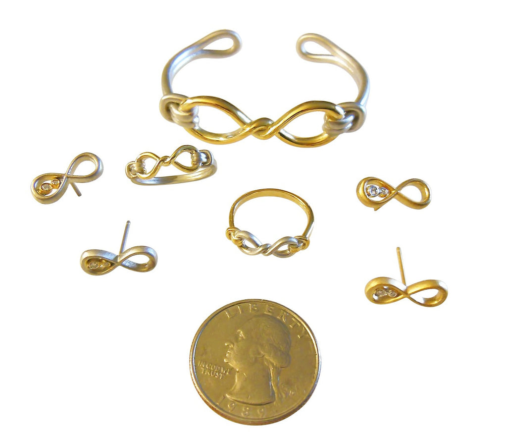 Infinity Knot Ring- 18K Gold. Tied up in infinity possibility.-16