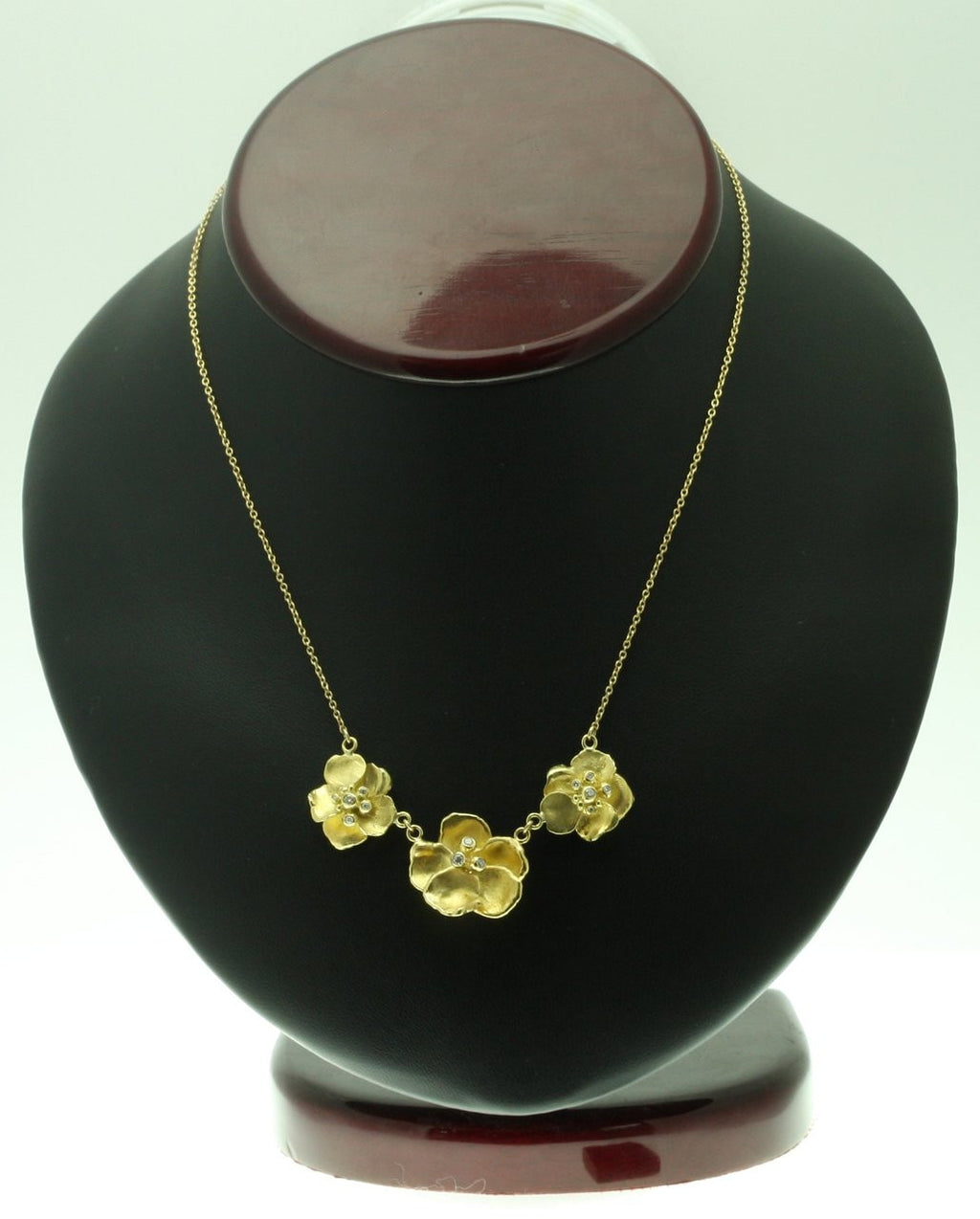 Metal Petals- Three Pansy Necklace-18K Gold with Diamond Center-8